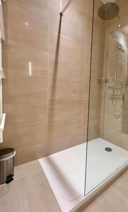 R'Apparts T3 Le Prestige Grenoblois Grenoble Luaran gambar